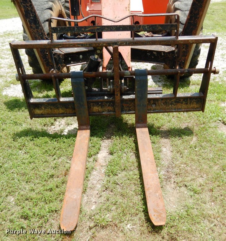 image for item II9610 2005 JLG Skytrak 10054  telehandler