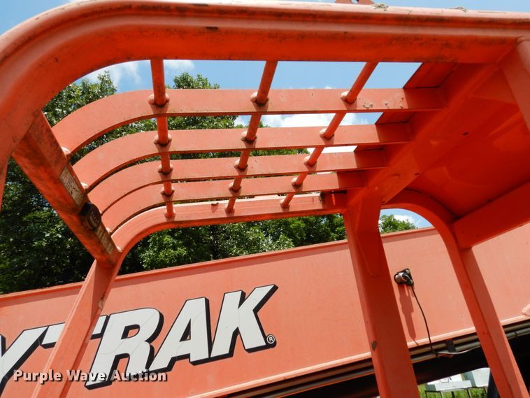 image for item II9610 2005 JLG Skytrak 10054  telehandler