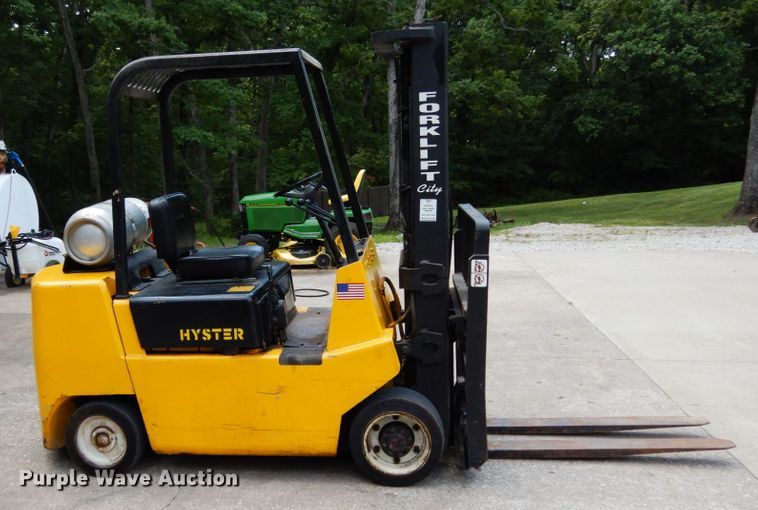image for item II9611 Hyster S60XL  forklift