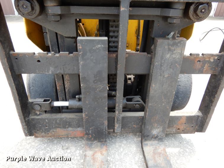 image for item II9611 Hyster S60XL  forklift