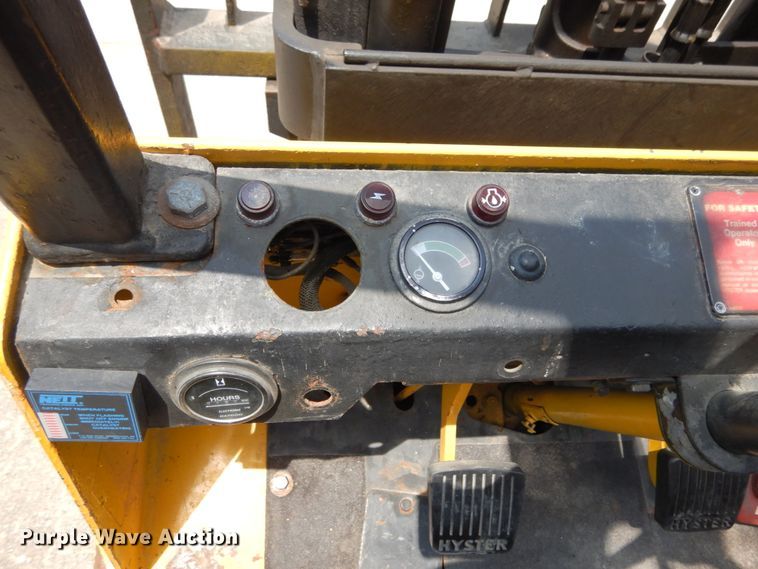 image for item II9611 Hyster S60XL  forklift