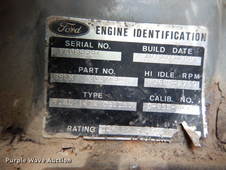 image for item IL9472 1991 Ford L8000  dump truck