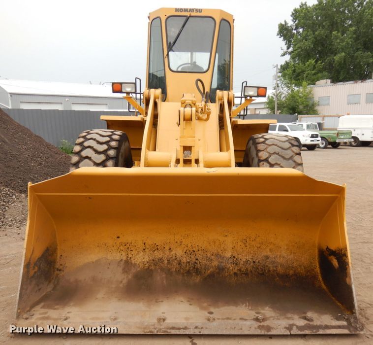 image for item IL9870 1989 Komatsu WA180  wheel loader