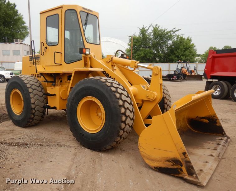 image for item IL9870 1989 Komatsu WA180  wheel loader