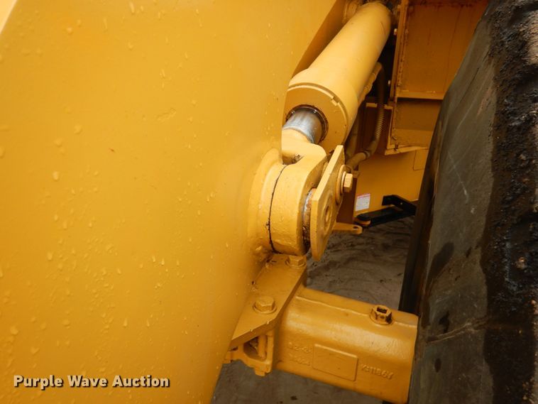 image for item IL9870 1989 Komatsu WA180  wheel loader
