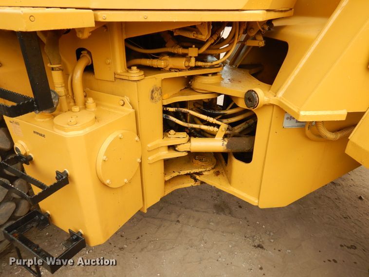 image for item IL9870 1989 Komatsu WA180  wheel loader
