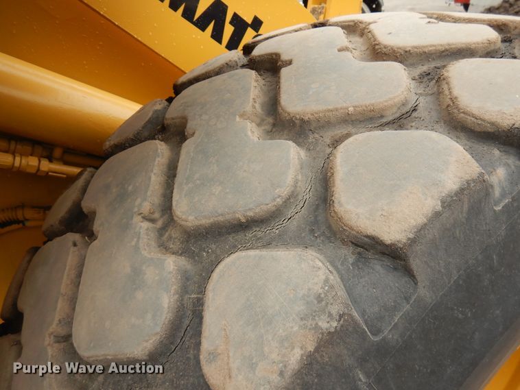 image for item IL9870 1989 Komatsu WA180  wheel loader