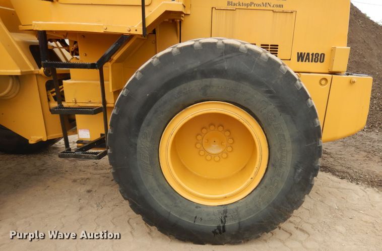 image for item IL9870 1989 Komatsu WA180  wheel loader