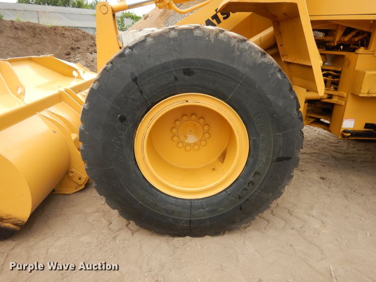 image for item IL9870 1989 Komatsu WA180  wheel loader
