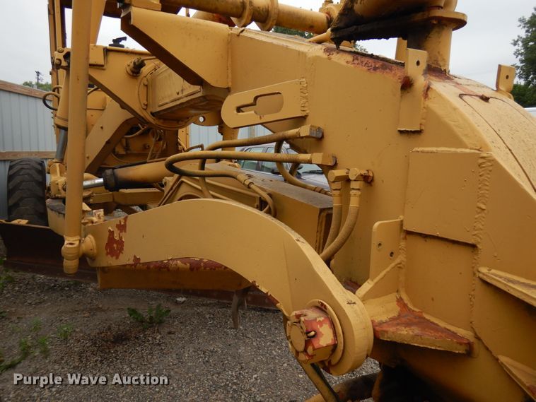 image for item IL9872 Huber-Warco  rigid frame motor grader