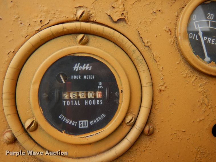 image for item IL9872 Huber-Warco  rigid frame motor grader