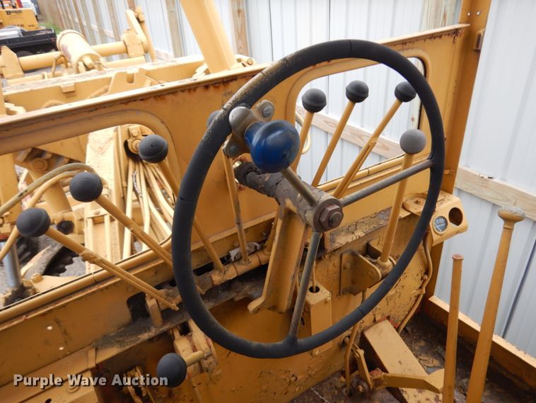 image for item IL9872 Huber-Warco  rigid frame motor grader