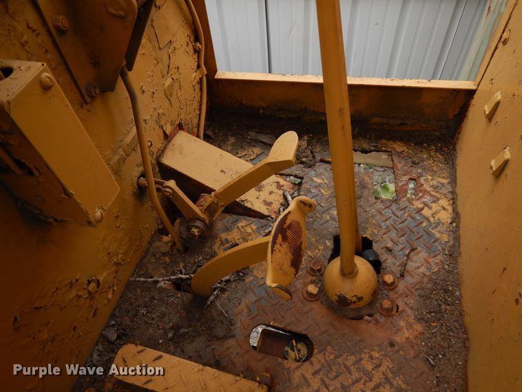 image for item IL9872 Huber-Warco  rigid frame motor grader