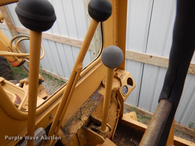 image for item IL9872 Huber-Warco  rigid frame motor grader