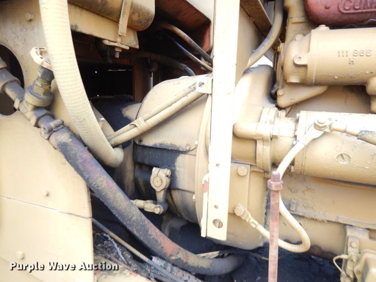 image for item IL9872 Huber-Warco  rigid frame motor grader