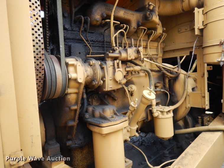 image for item IL9872 Huber-Warco  rigid frame motor grader