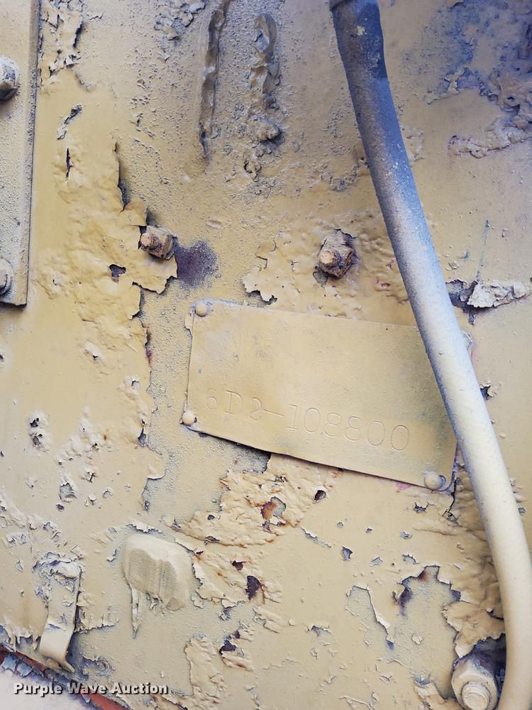 image for item IL9872 Huber-Warco  rigid frame motor grader