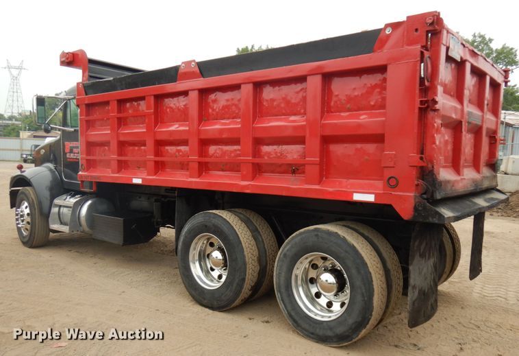 image for item IL9873 1999 Peterbilt 330  dump truck