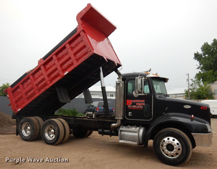 image for item IL9873 1999 Peterbilt 330  dump truck