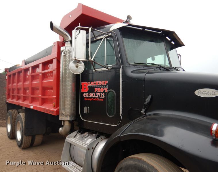 image for item IL9873 1999 Peterbilt 330  dump truck