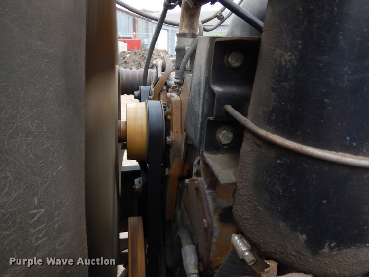 image for item IL9873 1999 Peterbilt 330  dump truck