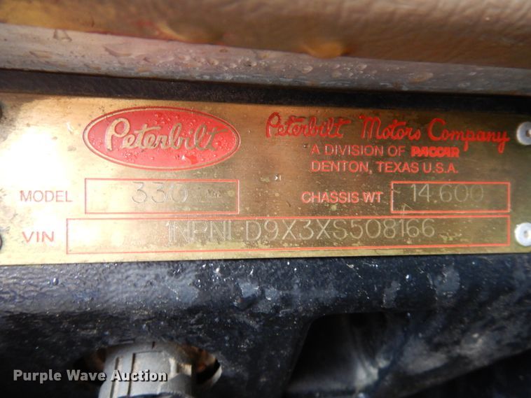 image for item IL9873 1999 Peterbilt 330  dump truck