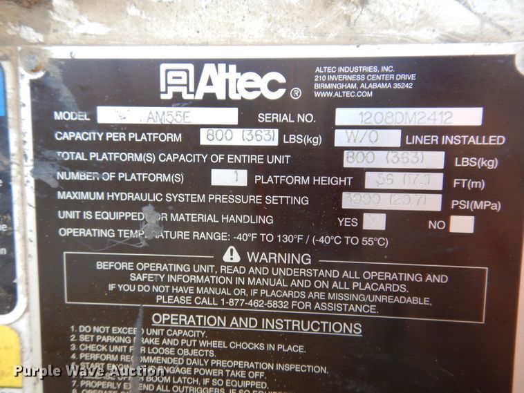 image for item IQ9699 2009 International WorkStar 7400  bucket truck