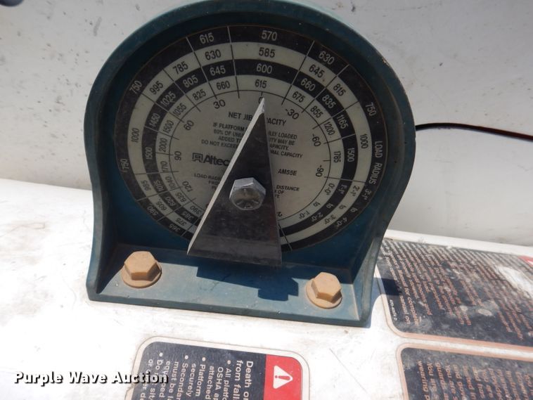 image for item IQ9700 2006 International WorkStar 7400  bucket truck