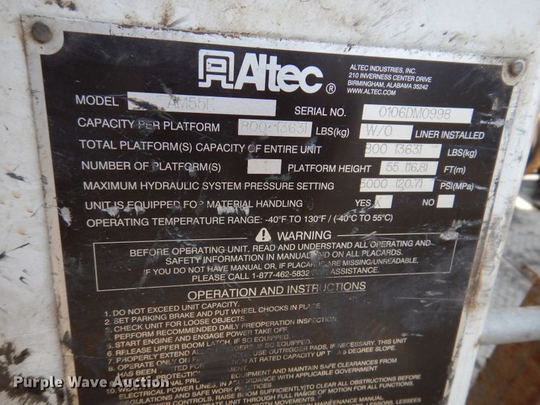 image for item IQ9700 2006 International WorkStar 7400  bucket truck