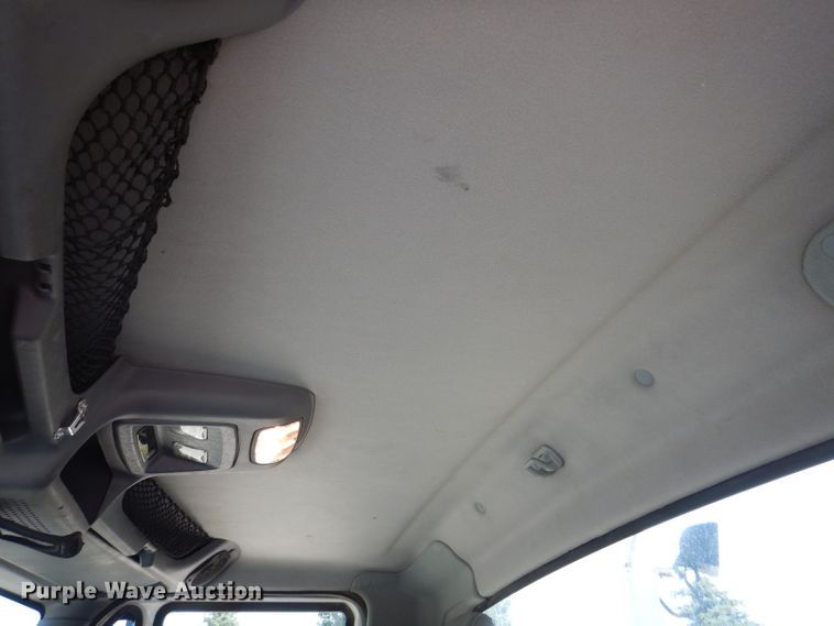 image for item IQ9700 2006 International WorkStar 7400  bucket truck