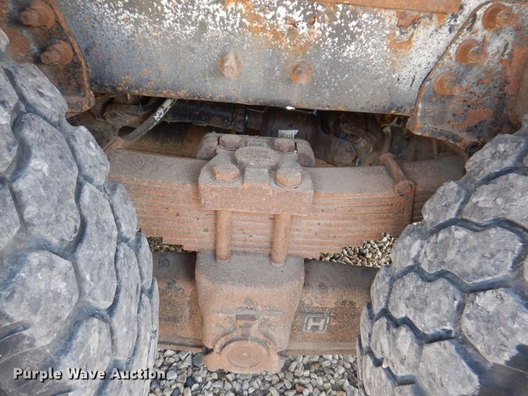 image for item IQ9700 2006 International WorkStar 7400  bucket truck