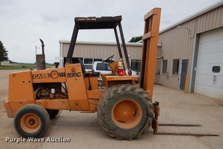 image for item IQ9710 1980 Case 586C  forklift