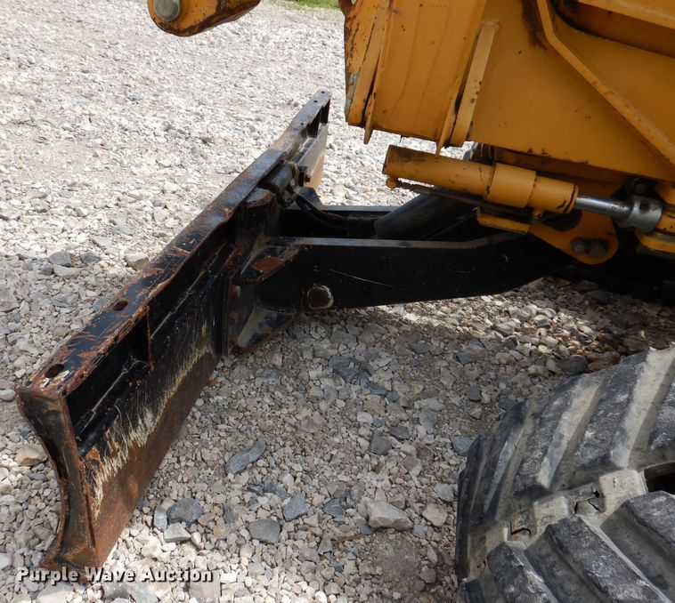 image for item IQ9711 2008 Vermeer RTX1250  cable plow