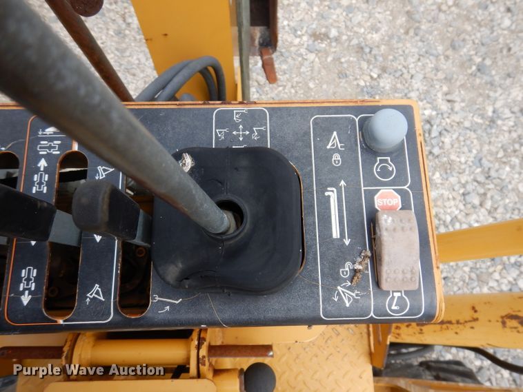 image for item IQ9711 2008 Vermeer RTX1250  cable plow