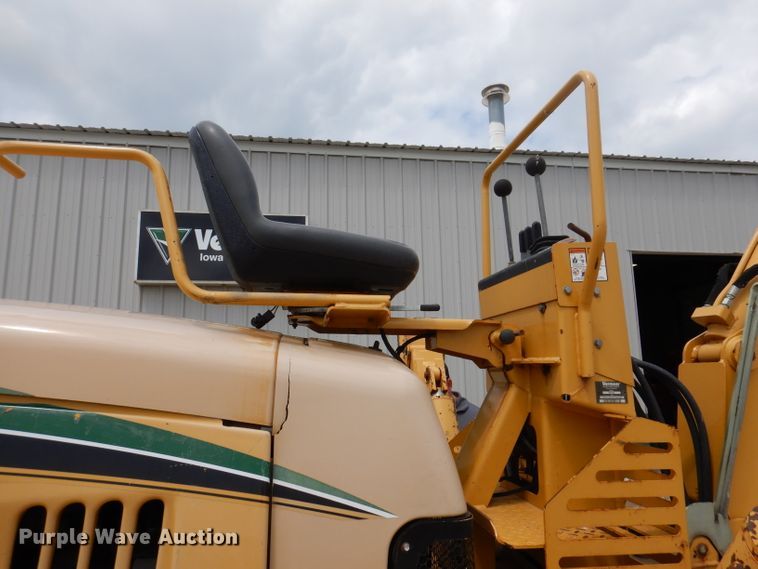 image for item IQ9711 2008 Vermeer RTX1250  cable plow