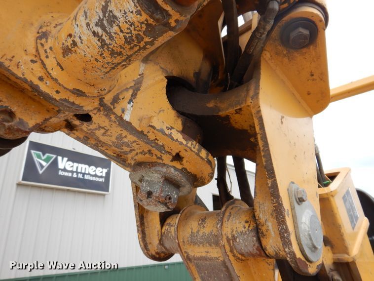 image for item IQ9711 2008 Vermeer RTX1250  cable plow