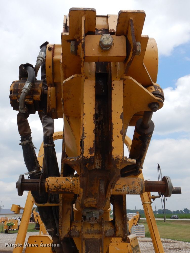 image for item IQ9711 2008 Vermeer RTX1250  cable plow