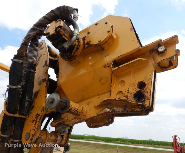 image for item IQ9711 2008 Vermeer RTX1250  cable plow