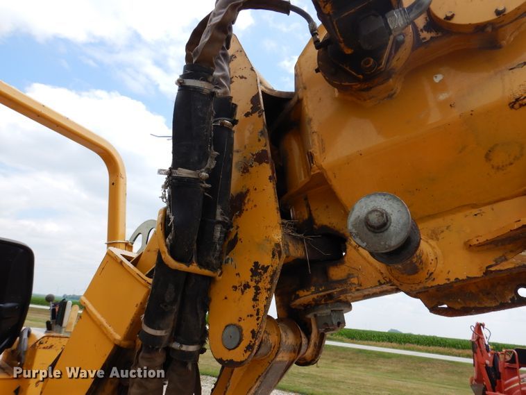 image for item IQ9711 2008 Vermeer RTX1250  cable plow