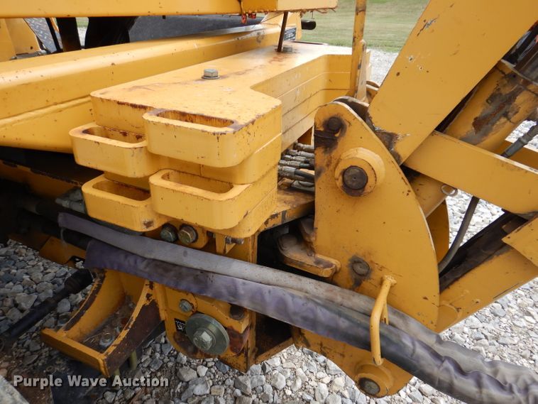 image for item IQ9711 2008 Vermeer RTX1250  cable plow