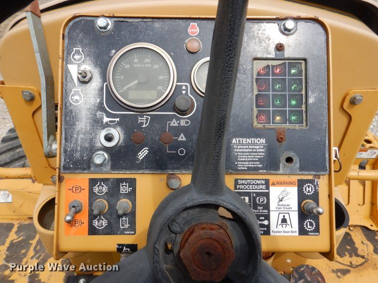 image for item IQ9711 2008 Vermeer RTX1250  cable plow