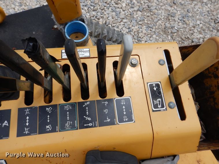 image for item IQ9711 2008 Vermeer RTX1250  cable plow