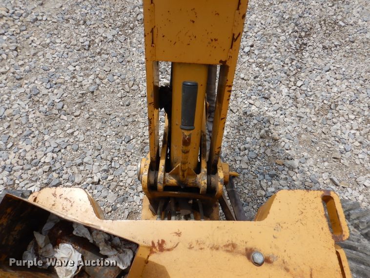 image for item IQ9711 2008 Vermeer RTX1250  cable plow