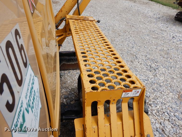 image for item IQ9711 2008 Vermeer RTX1250  cable plow