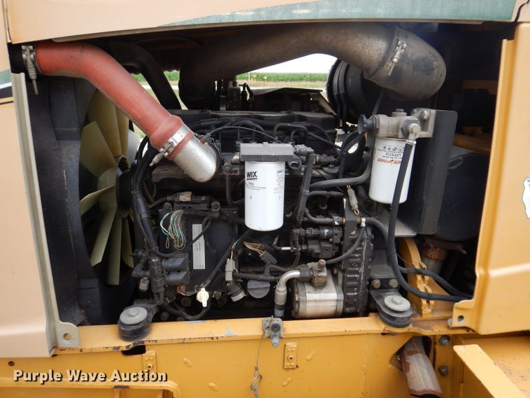 image for item IQ9711 2008 Vermeer RTX1250  cable plow