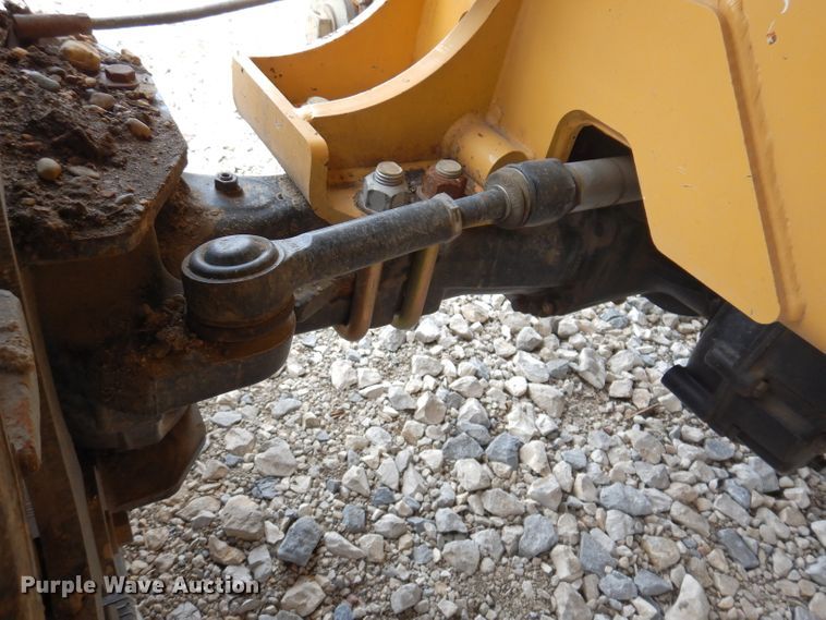 image for item IQ9711 2008 Vermeer RTX1250  cable plow