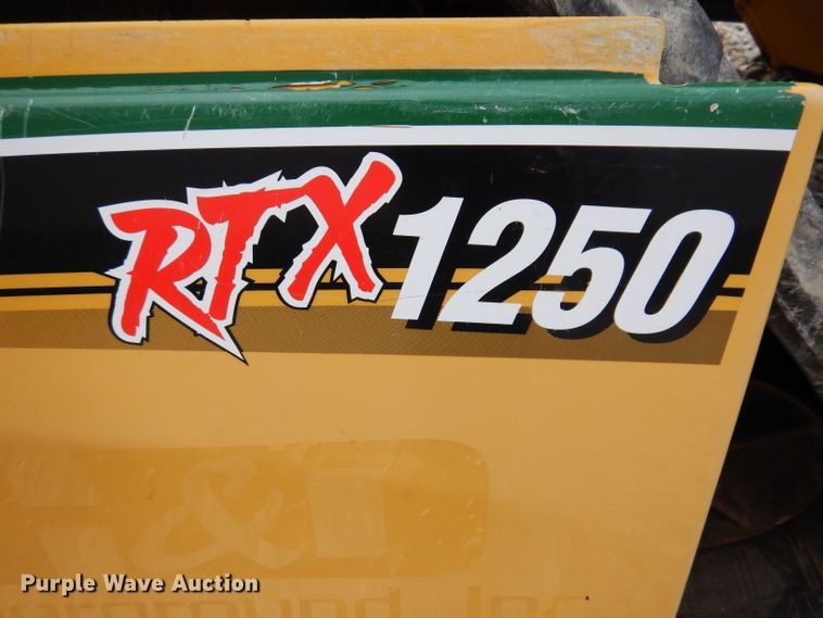 image for item IQ9711 2008 Vermeer RTX1250  cable plow