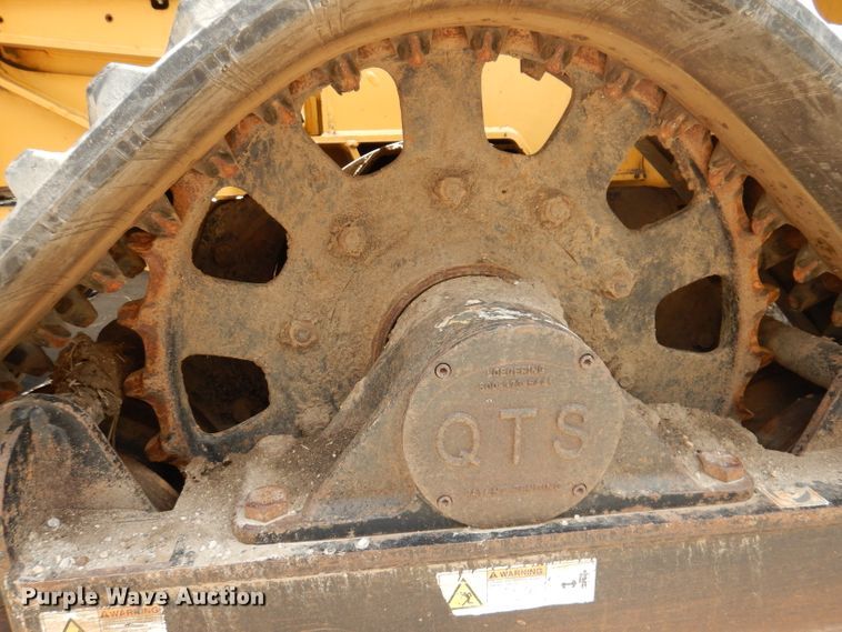 image for item IQ9711 2008 Vermeer RTX1250  cable plow