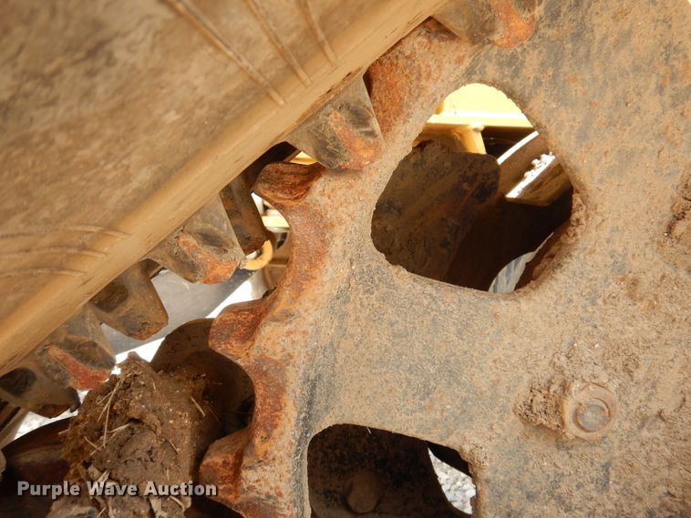 image for item IQ9711 2008 Vermeer RTX1250  cable plow