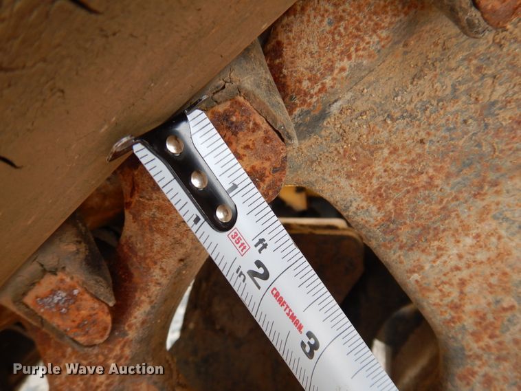 image for item IQ9711 2008 Vermeer RTX1250  cable plow